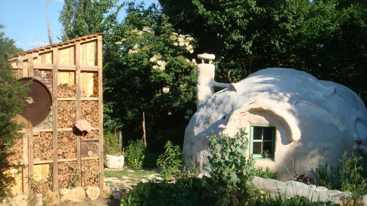 Kerterre Des Gallerands Bessais-le-Fromental Екстер'єр фото